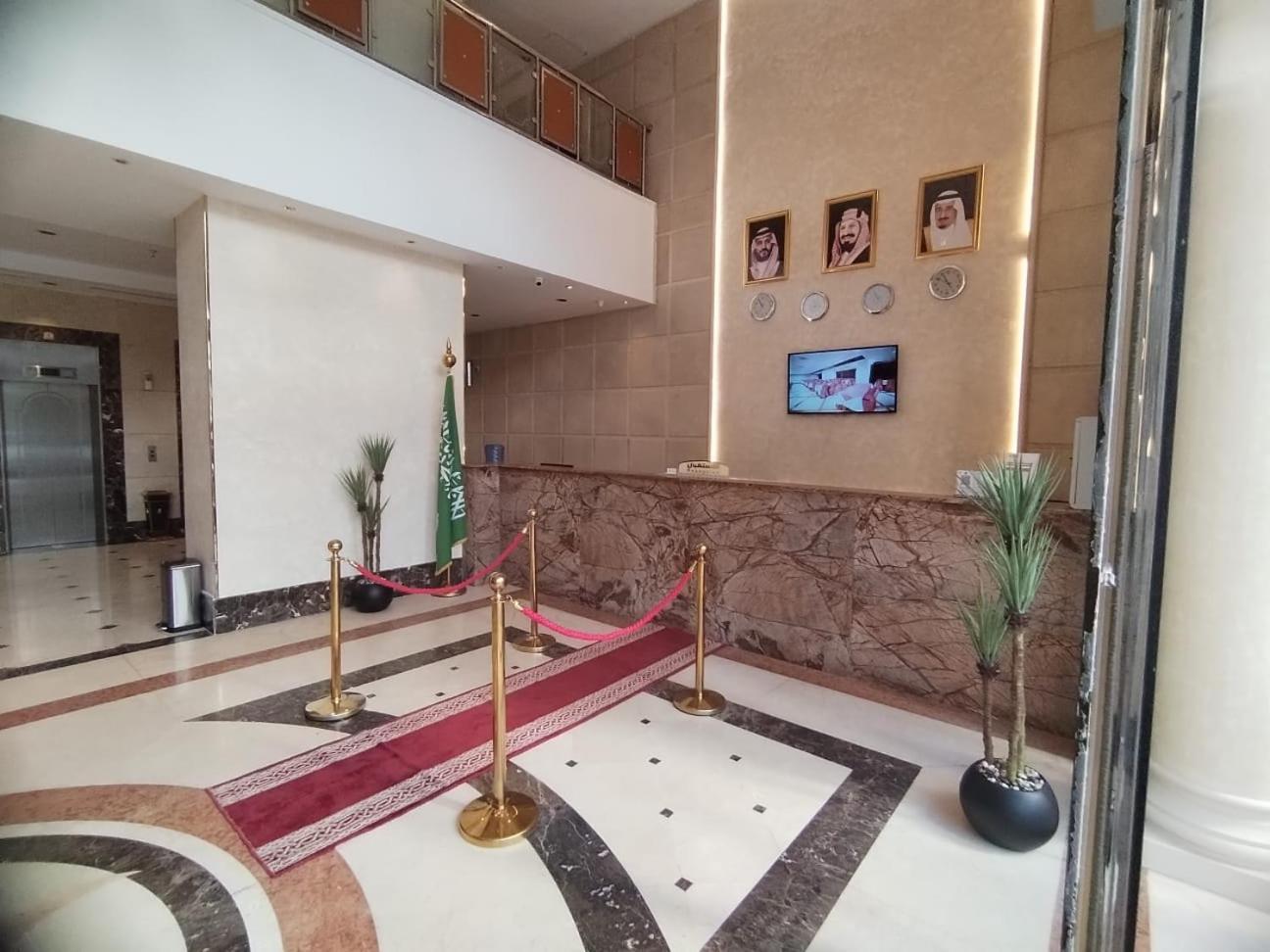 Al Kiram Hotel Al Azizia Mecca Exterior photo