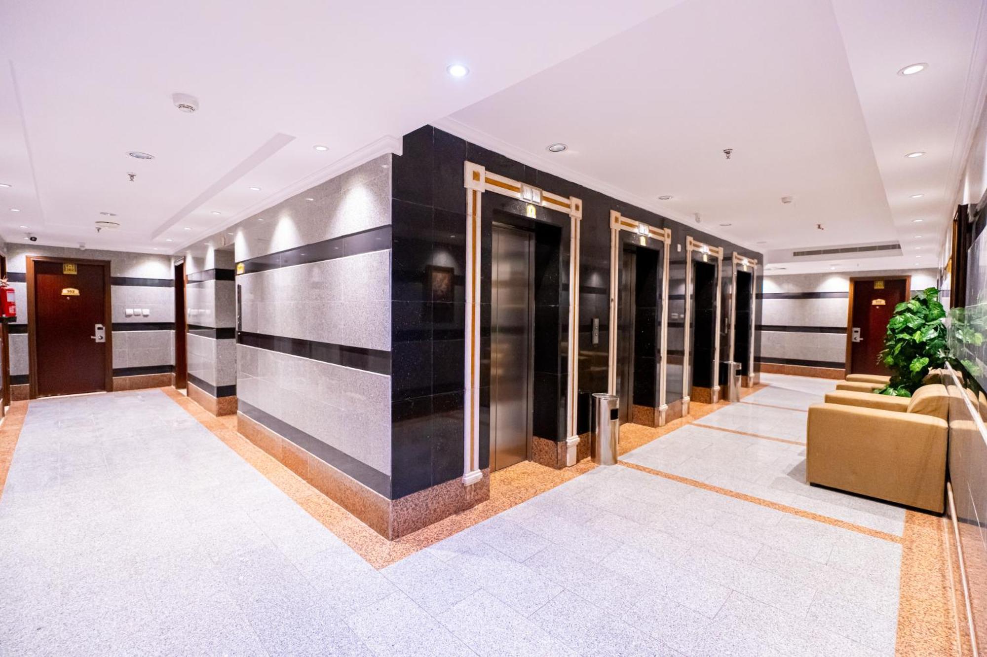 Al Kiram Hotel Al Azizia Mecca Exterior photo